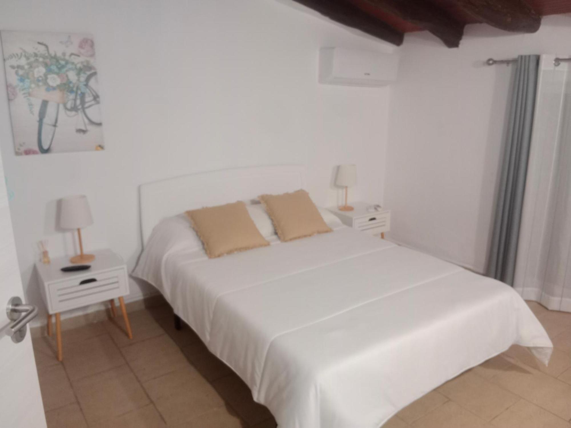 La Milotxa Hotel Adsubia Bagian luar foto